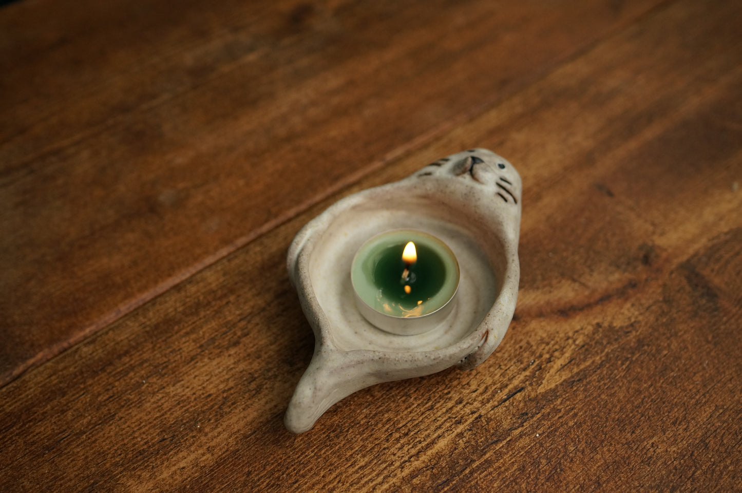 Seal Holder