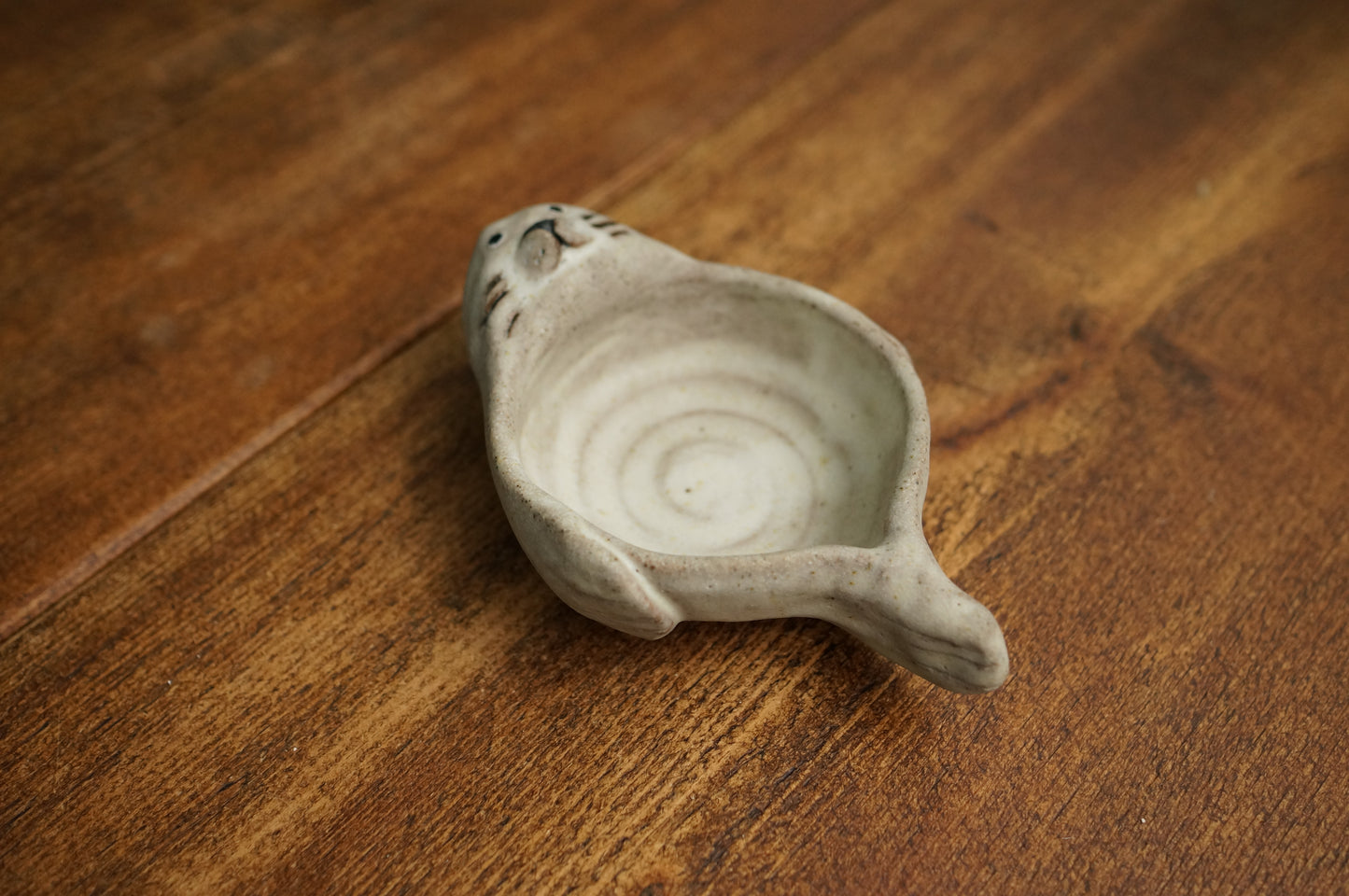 Seal Holder
