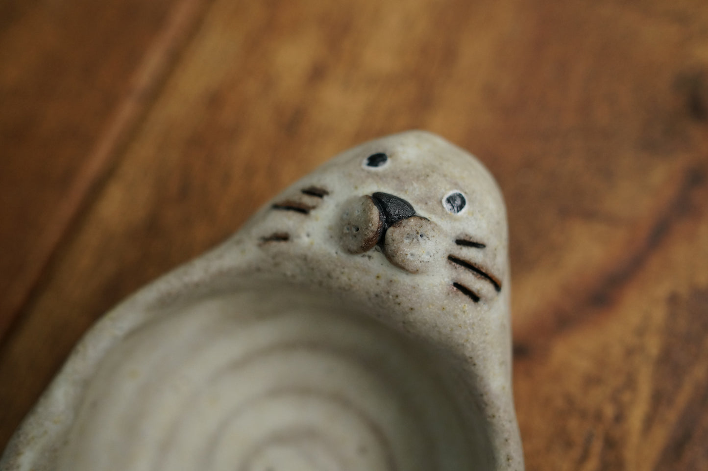 Seal Holder