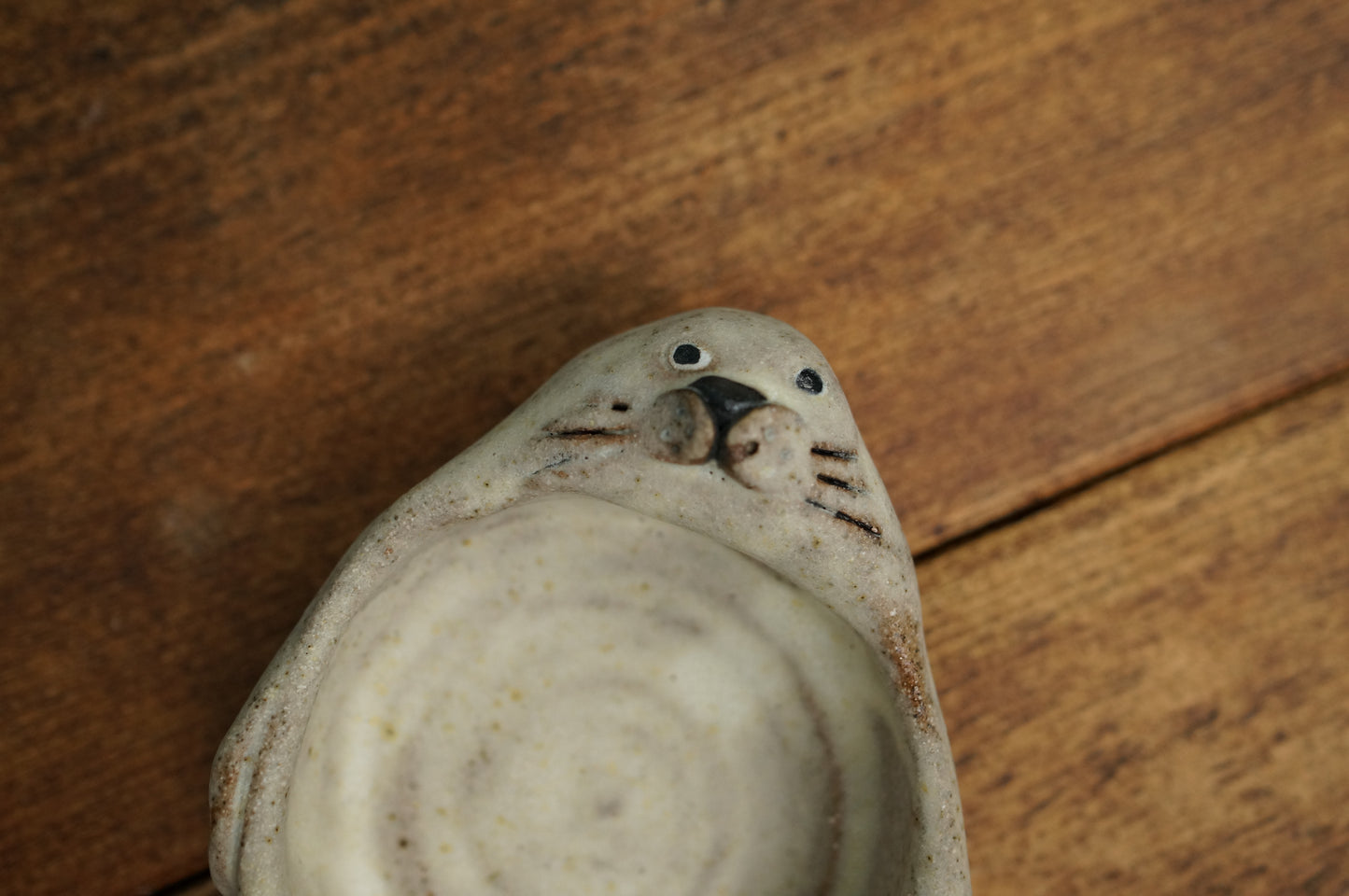 Seal Holder