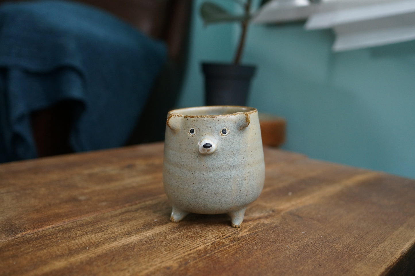 Four Legs Bear Cup