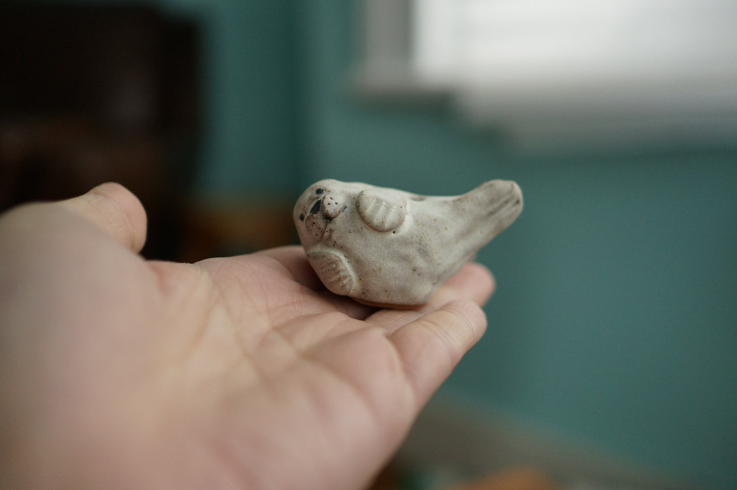 Seal Mini Vase