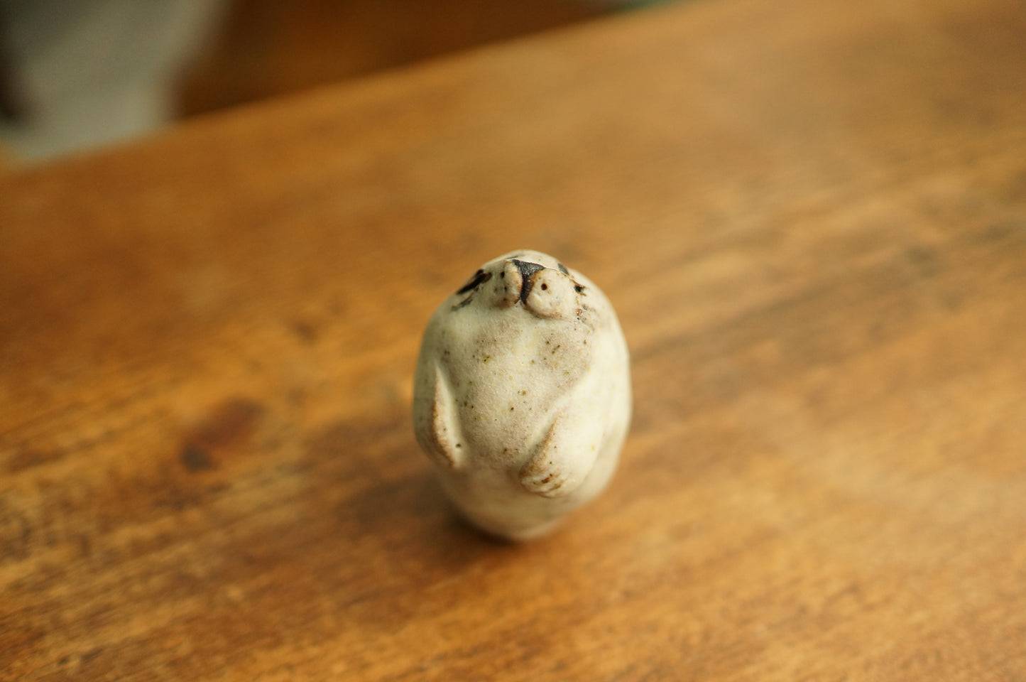 Seal Mini Vase