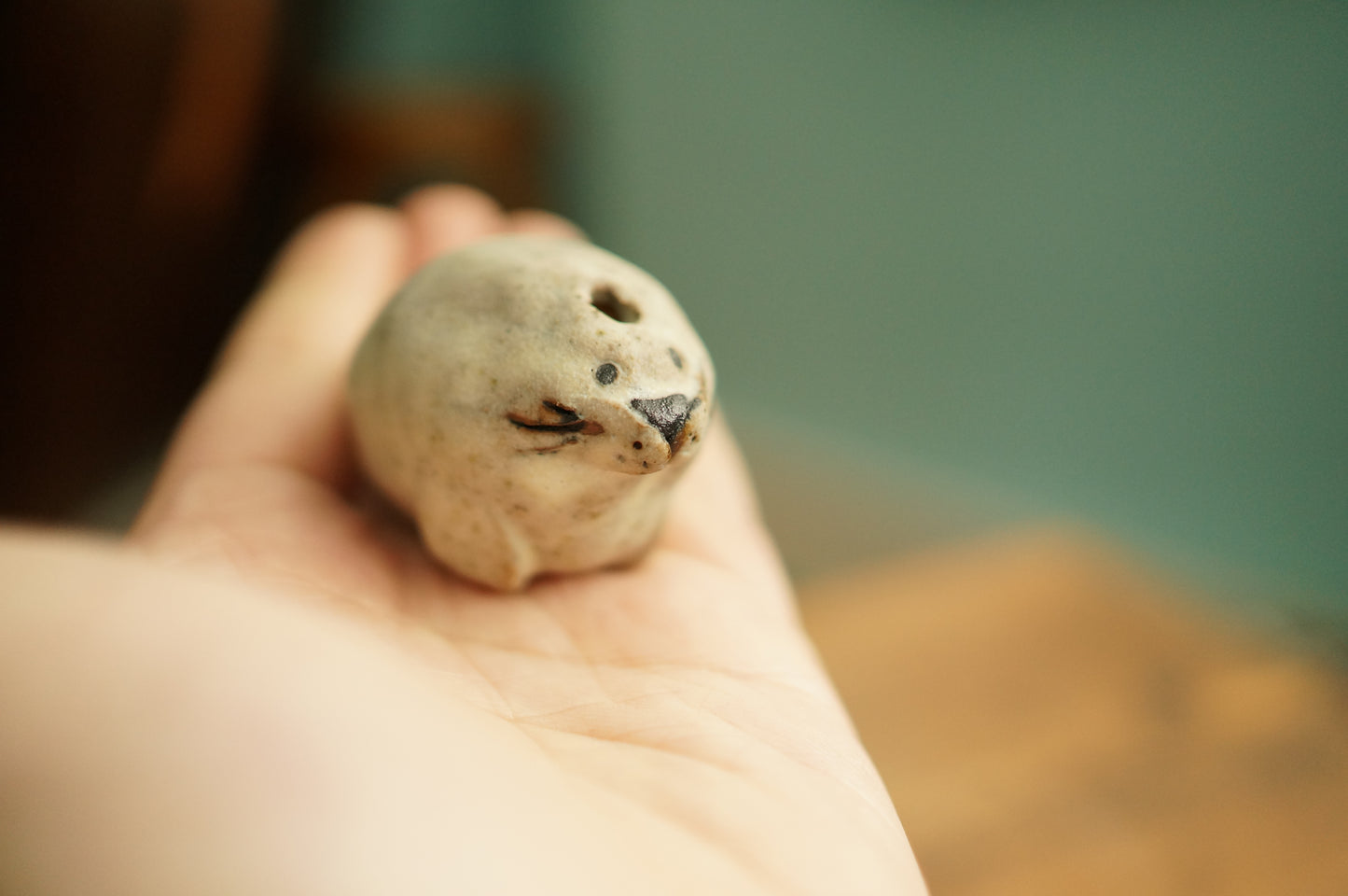 Seal Mini Vase
