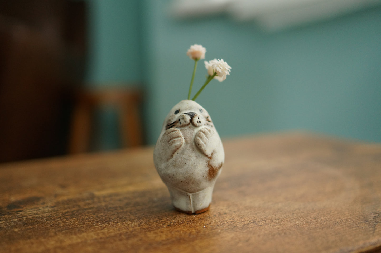 Seal Mini Vase
