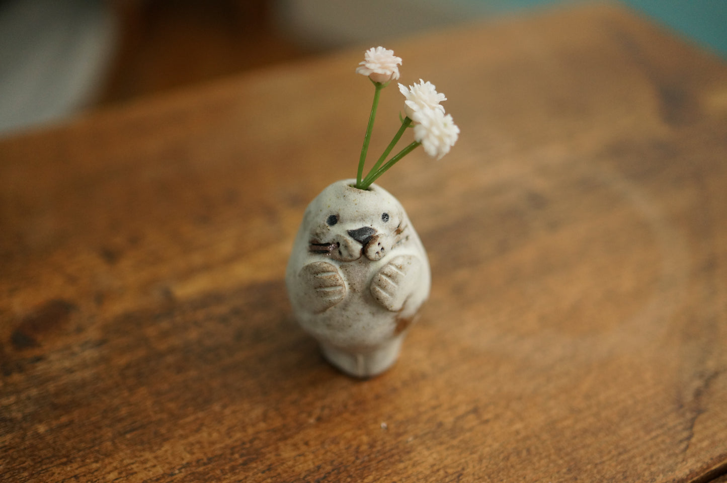 Seal Mini Vase