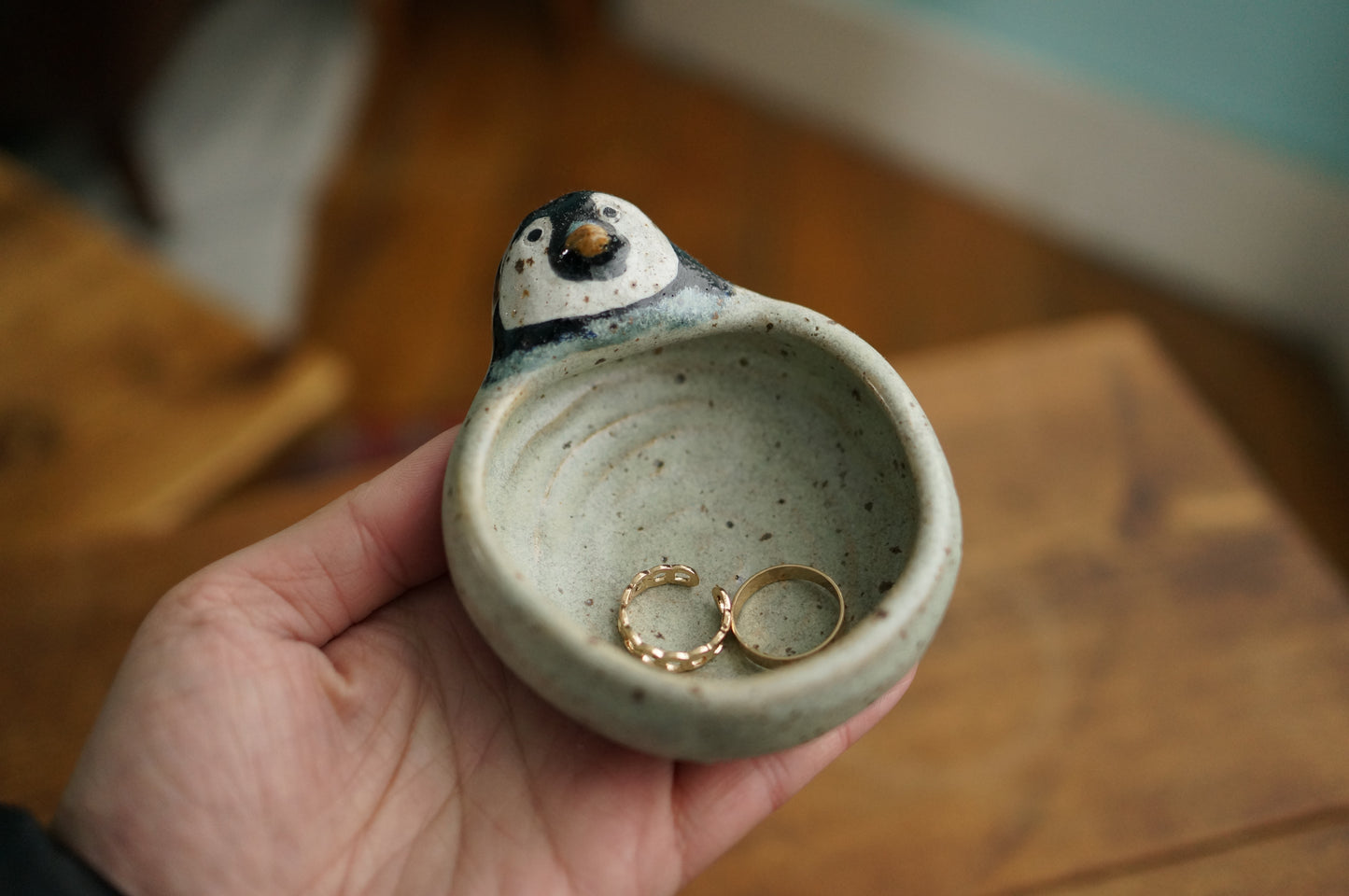 Penguin Holder