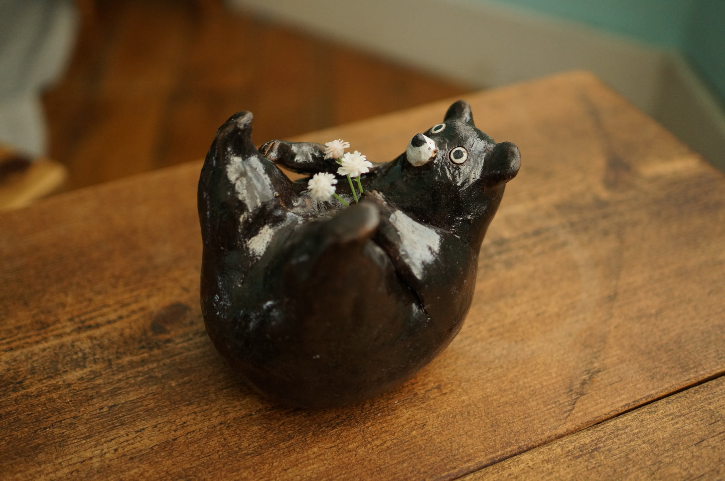 Black Bear Vase