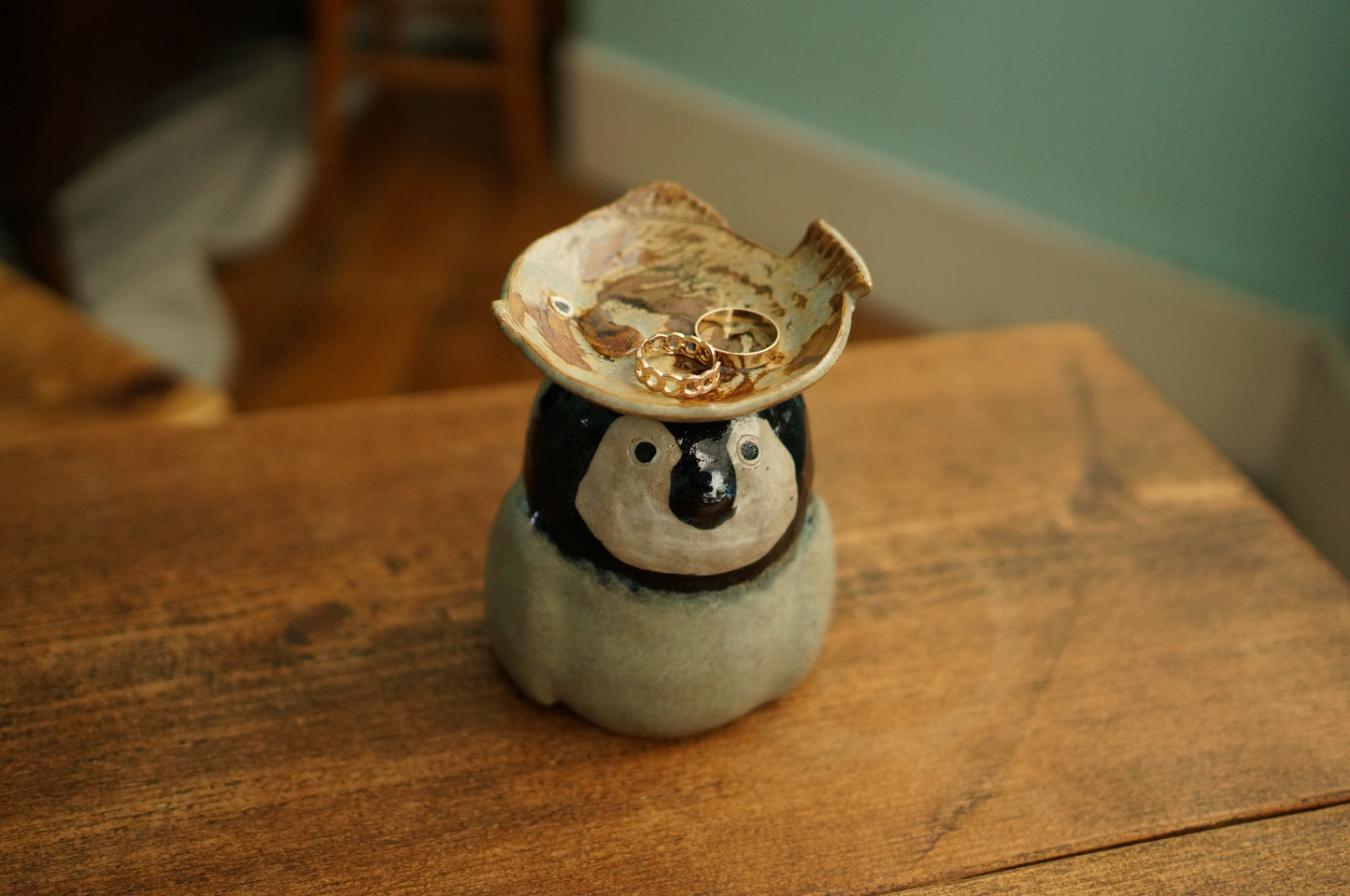 Penguin Candle Holder