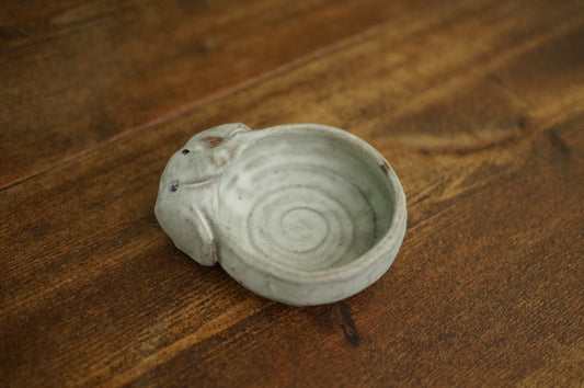 Elephant Holder