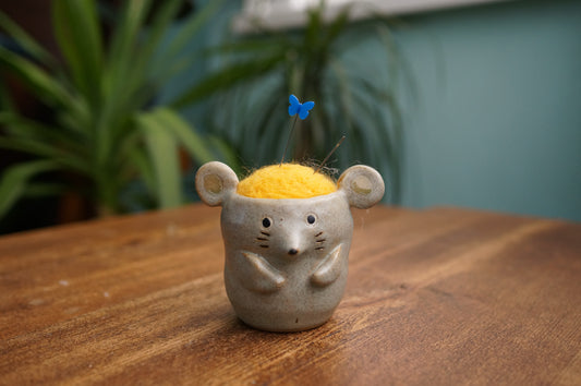 Mouse Pin Cushion