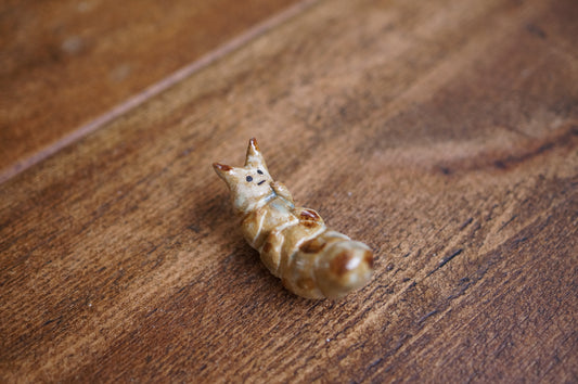 Caterpillar Chopstick/Brush Rest