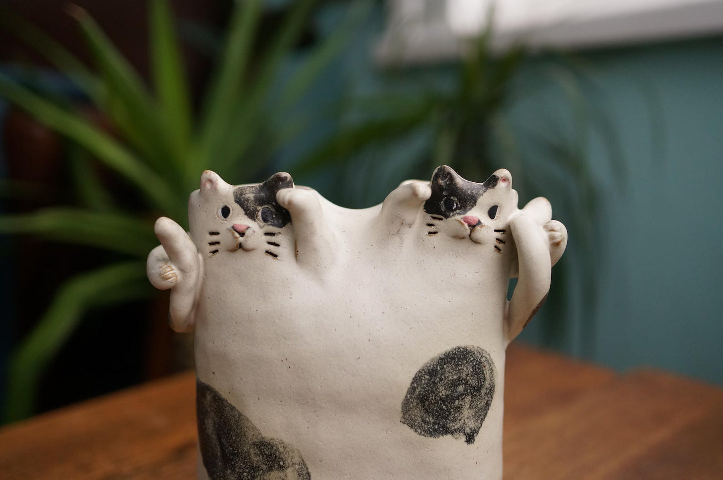 Cat Vase and dog cup bundle